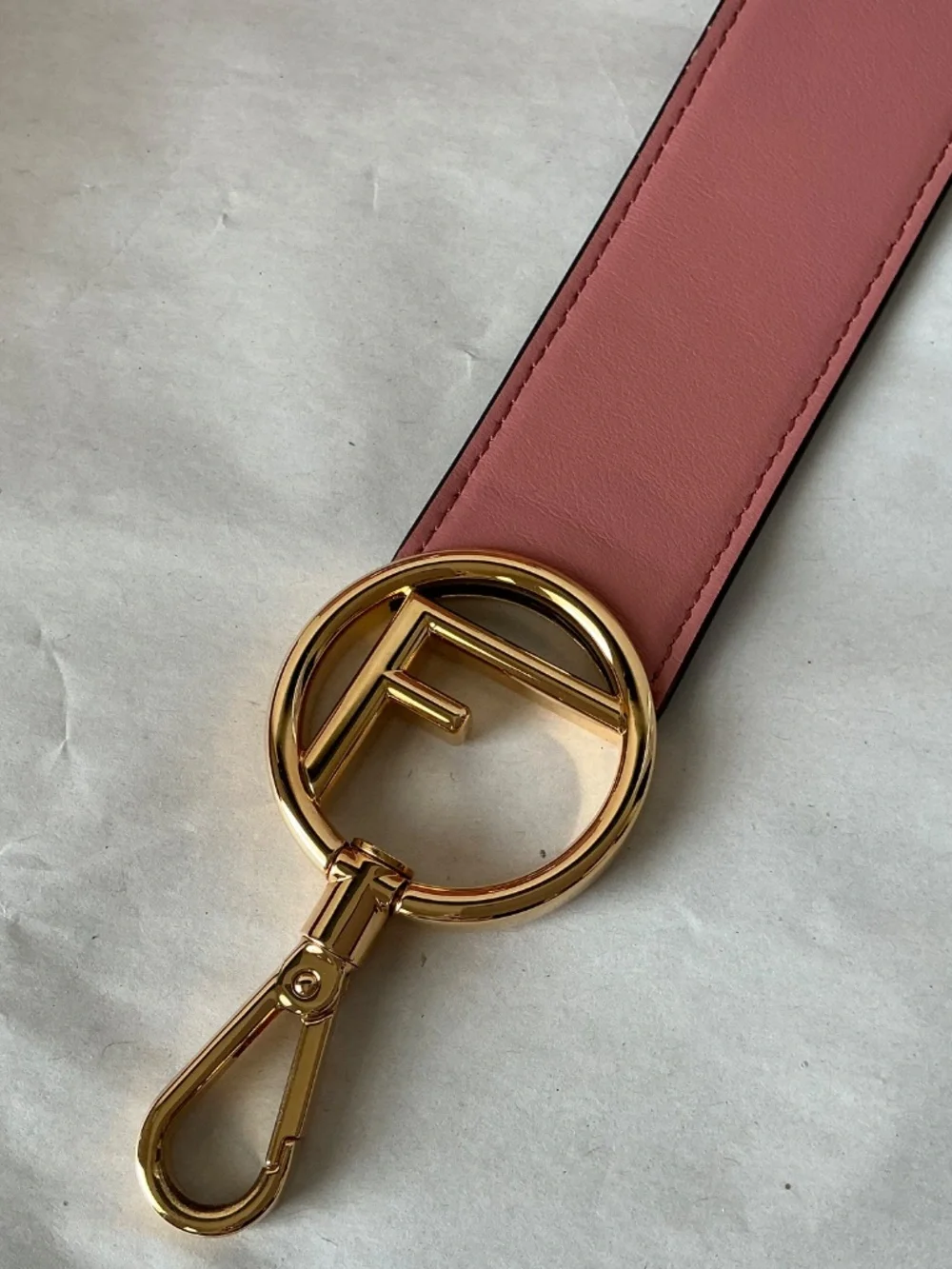 NEW Fendi Pink Kan Handbag with Gold/Silver Hardware (Two Straps) - Picture 6 of 13